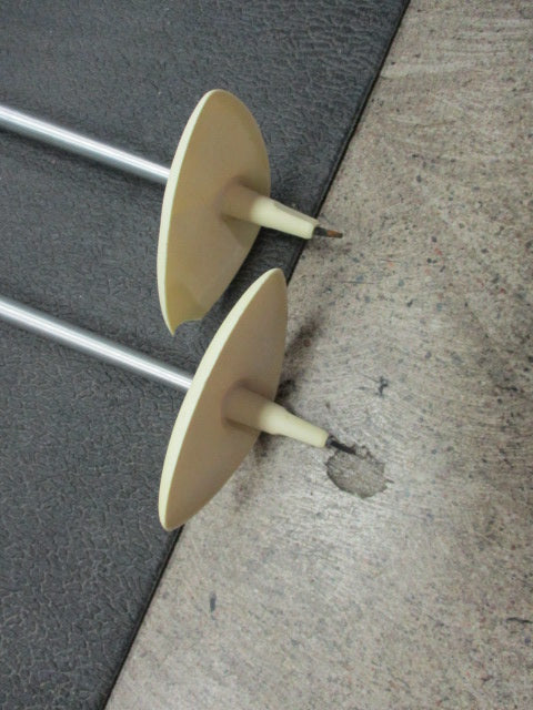 Load image into Gallery viewer, Used Leki 60&quot; 150cm Cross Country Poles (basket has small chip on corner)
