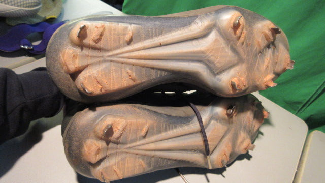 Load image into Gallery viewer, Used Adidas Adizero Metal Cleats Men&#39;s Size 13

