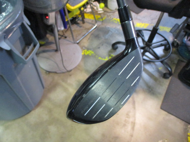 Load image into Gallery viewer, Used Callaway Mavrik Max Heaven Wood 7 RH Fairway Wood
