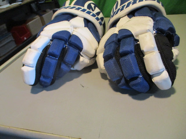 Load image into Gallery viewer, Used Warrior Mac D-Lite 2 Size Small Lacrosse Gloves
