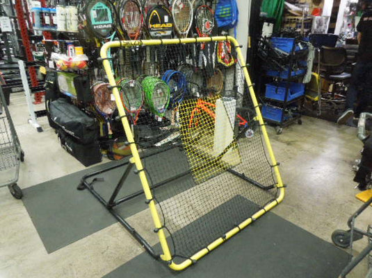 Used SKLZ Baseball / Softball Fold Out Fielding Trainer 4 x4 ft