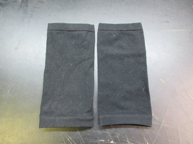 Load image into Gallery viewer, Used Champro Soccer Shin Guard Sleeves - Youth
