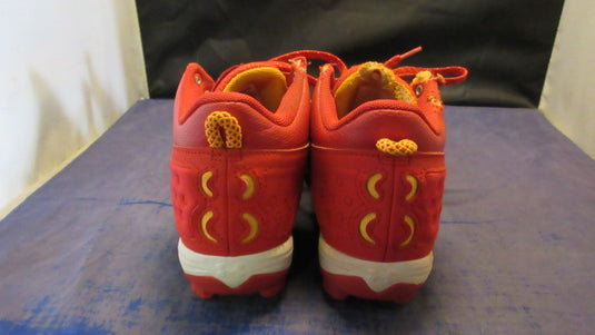 Used Under Armour Harper 8 TPU Cleats Youth Size 4 - wear on ankles