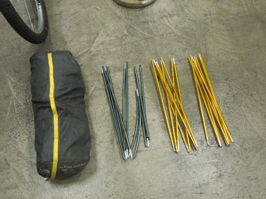 Used The North Face Alpine Guide 2 Quad Season Shelter 5 lb 10 oz
