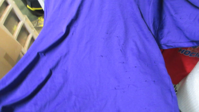 Load image into Gallery viewer, Used CCM Purple 82 Hockey Jersey Adult Size Medium - wear
