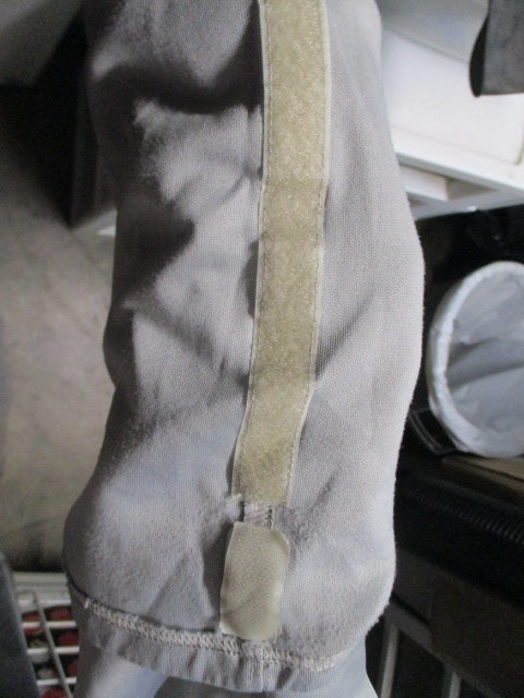 Load image into Gallery viewer, Used Epic Sports Open Bottom Adjustable Pants Adult Size Small
