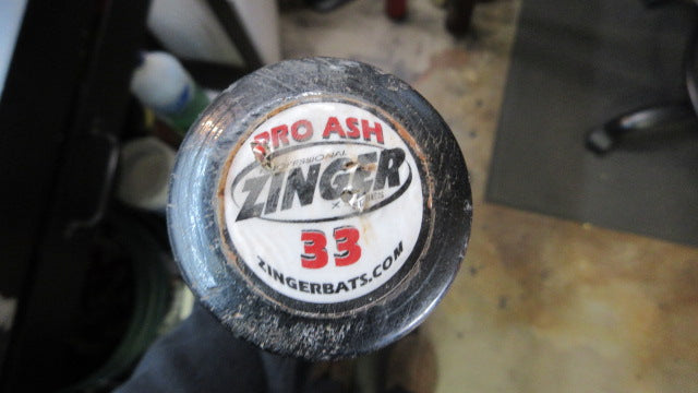 Load image into Gallery viewer, Used Professional Zinger X Series Pro Maple 33 " Wood Bat
