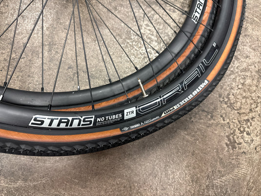 Used Pair Stans NoTubes Grail S1 Rim, Specialized Pathfinder Pro Tubeless Tire