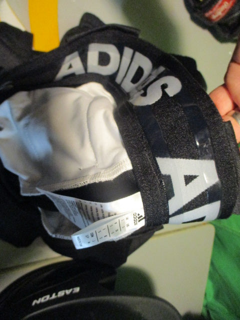 Load image into Gallery viewer, Used Adidas Black Adult Small Elastic Bottom BASEBALL PANT

