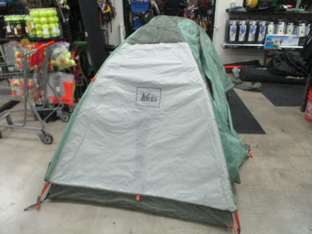 Load image into Gallery viewer, Used REI Co-Op 3 - Season Passage 2 Camping Tent W/ Rainfly
