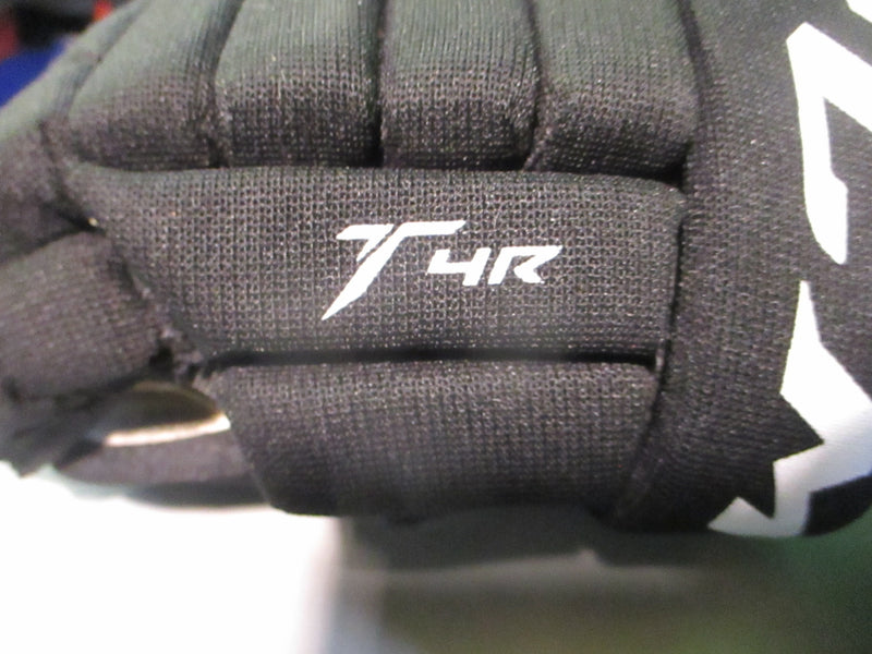 Load image into Gallery viewer, Used CCM T4R Youth 9&quot; Hockey Gloves
