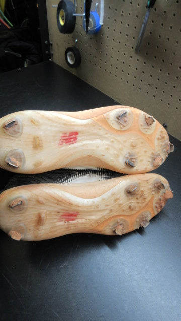 Load image into Gallery viewer, Used New Balance FuelCell 4040 v7 Metal Baseball Cleats - Size 13
