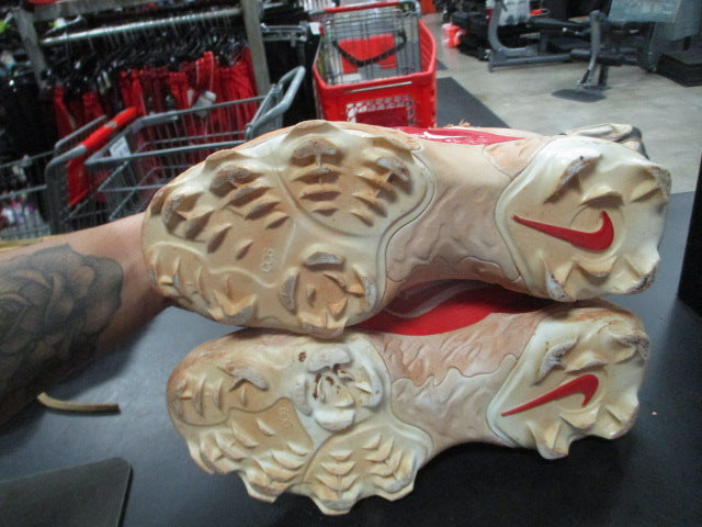 Load image into Gallery viewer, Used Nike React Size 7 Baseball Cleats
