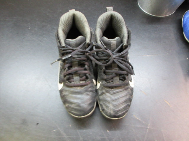 Load image into Gallery viewer, Used Nike Alpha Menace 2 Shark Football Cleats - Size Youth 2
