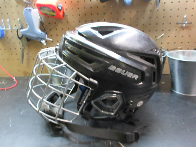 Load image into Gallery viewer, Used Bauer RE-AKT 155 Adjustable Hockey Helmet W/ Mask - Size Large
