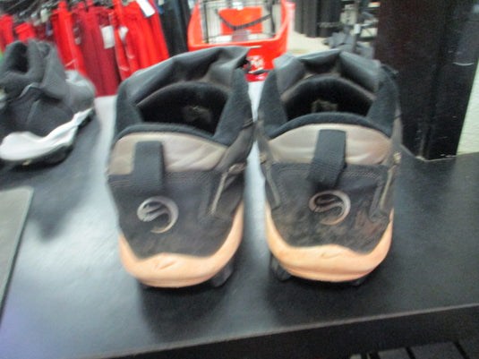 Used Nike Size 12 Baseball Cleats