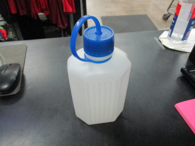 Load image into Gallery viewer, Used Water Bottle
