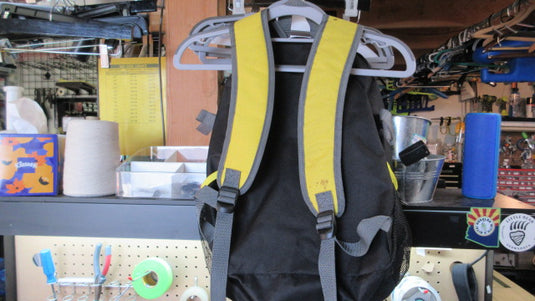 Used Rawlings Raptor Baseball Bag