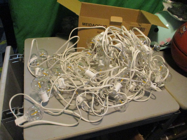 Load image into Gallery viewer, Used Meidaoduo Outdoor String Lights LED White 100FT Patio Lights String Lights
