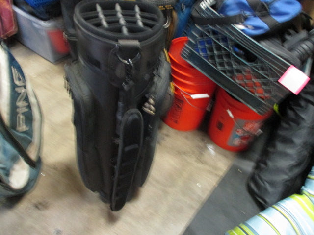 Load image into Gallery viewer, Used Great Divider cart Golf Bag black
