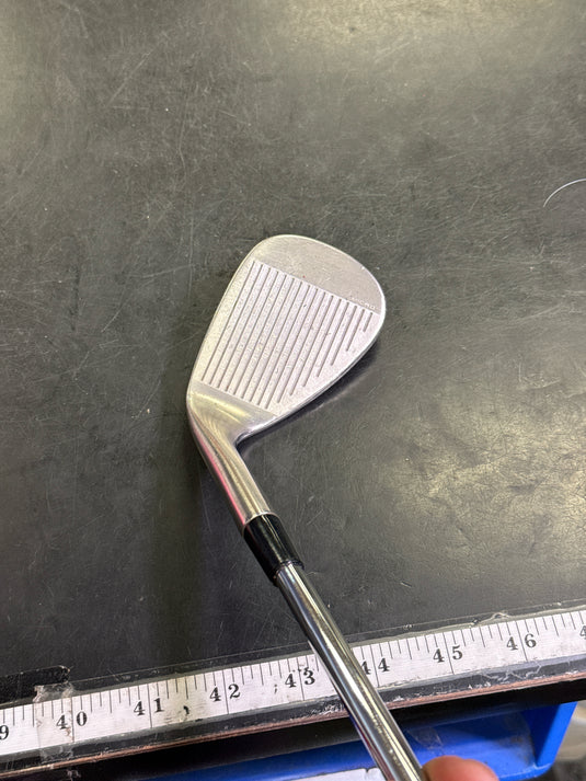 Used TaylorMade Tour Pref. 2014 54º Right Hand Sand Wedge