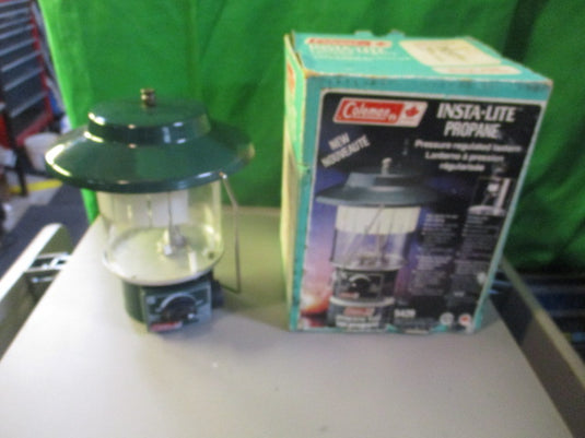 Used Coleman Canada Insta Lite Portable Propane Lantern Model 5429