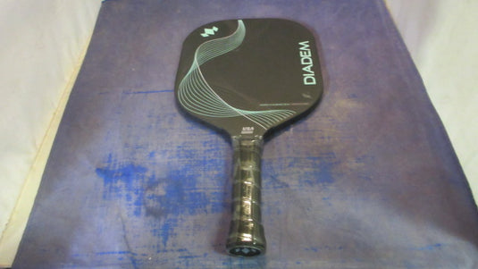 Used Diadem Icon Infinity Max Pickleball Paddle