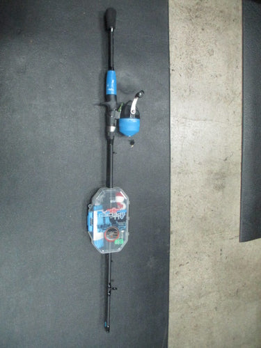 Used South Bend R2F 5'6' Fishing Pole Combo 48-Piece