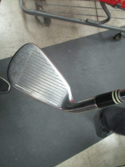 Load image into Gallery viewer, Used Cleveland Launcher D Wedge - RH
