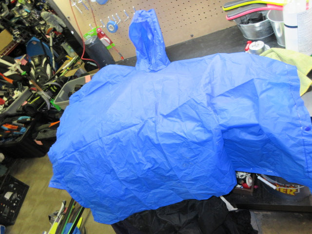 Load image into Gallery viewer, Used Rain Poncho - Blue - One Size
