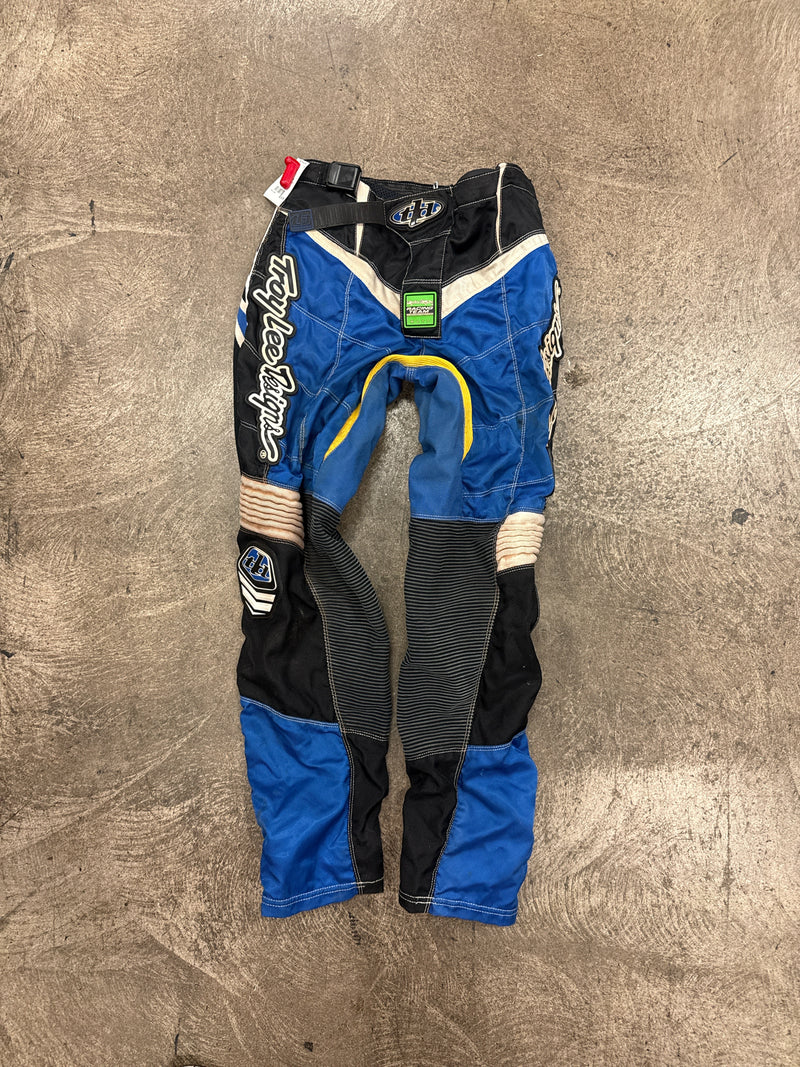 Load image into Gallery viewer, Used Troy Lee Designs Motocross Pants Size 28"
