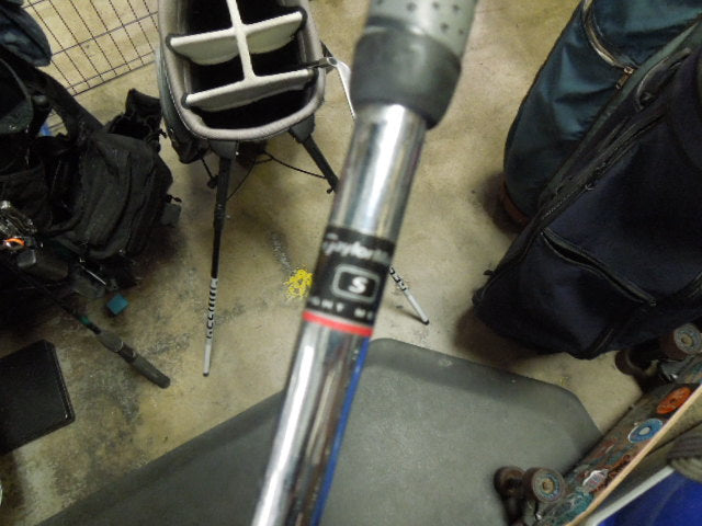 Load image into Gallery viewer, Used TaylorMade Rescue Mid 2 Hybrid 16° RH
