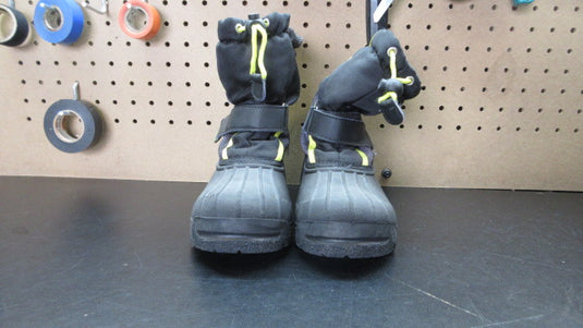 Used Winter Snow Boots - Size 1k