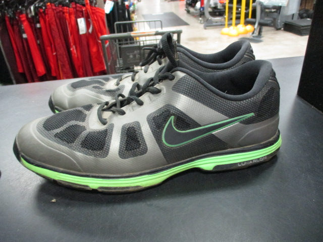 Load image into Gallery viewer, Used Nike Lunarlon Size 8.5 Golf Shoes
