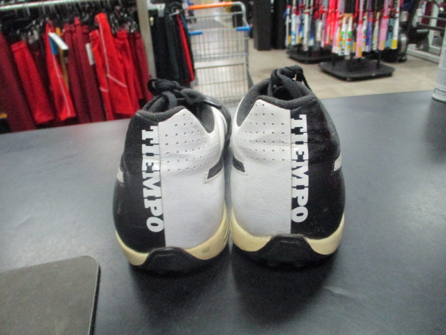 Load image into Gallery viewer, Used Nike Tiempo Size 10 Indoor Soccer Cleats
