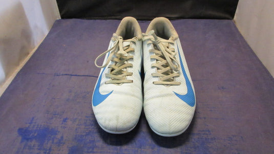 Used Nike Mercurial Soccer Cleats Youth Size 4.5 - small wear