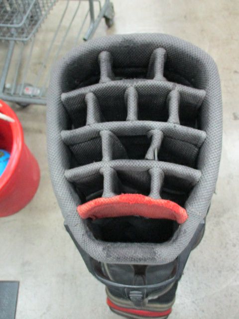 Load image into Gallery viewer, Used Callaway Stand/Cart Golf Bag - Some Wear and Tear
