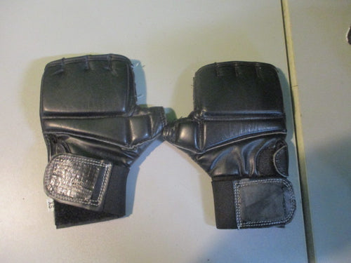 Used Martial Size Extra Small Arts Gloves