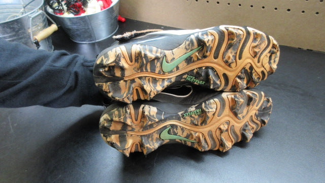 Load image into Gallery viewer, Used Nike Force Trout 7 Keystone Baseball Cleats - Size Youth 5.5
