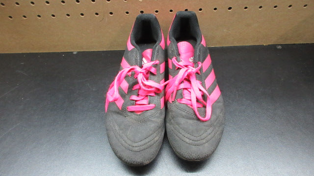 Load image into Gallery viewer, Used Adidas Goletto VI FG Football Soccer Cleats - Size 4
