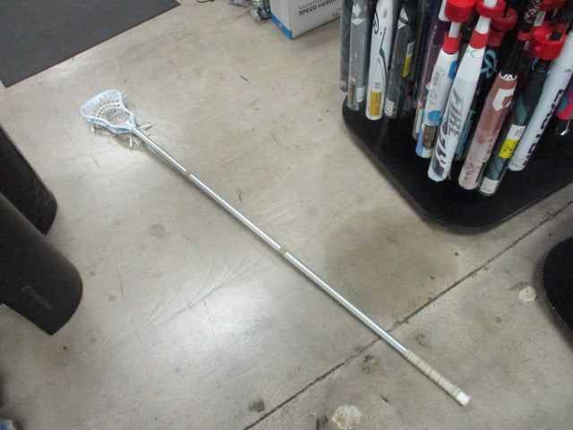 Load image into Gallery viewer, Used StringKing A380 Complete Lacrosse Defense Stick
