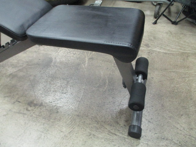 Load image into Gallery viewer, Used Finer Form Foldable Incline/Decline Bench
