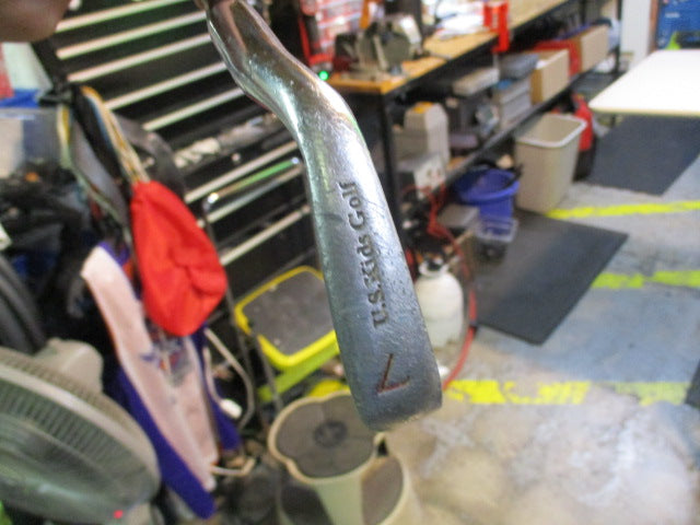Load image into Gallery viewer, Used USKG 7 Iron Jr Golf ClubRH 24&quot;
