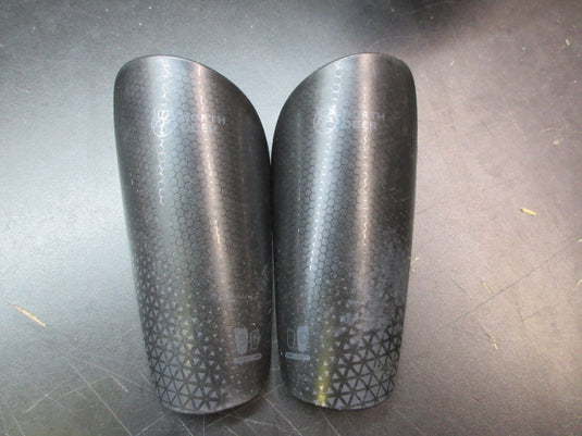 Used North Deer Soccer Shin Guards