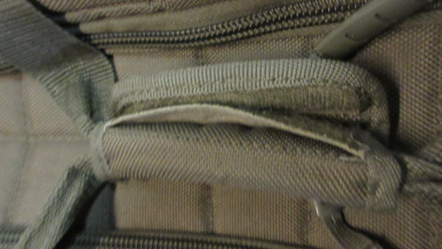 Load image into Gallery viewer, Used Explorer Green Range Bag - handle wear

