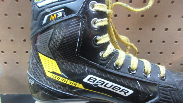 Load image into Gallery viewer, Used Bauer Supreme M3 Ice Hockey Skate - Size 4
