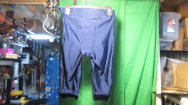 Load image into Gallery viewer, Used Russell Football Pants - Size Small
