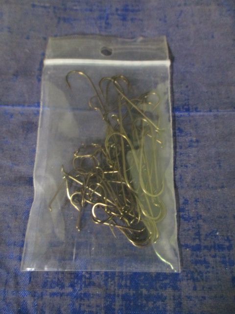 Load image into Gallery viewer, Used Assorted Fishing Hooks - 52 Hooks
