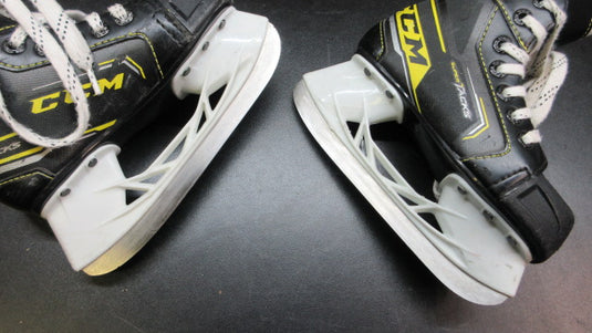 Used CCM Supe Tacks 9350 Hockey Skates - Size 11k