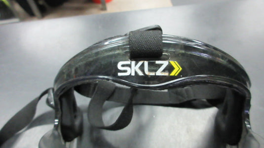 Used Sklz Youth Softball Fielders Mask